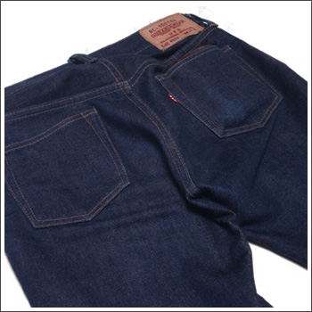 �f�j���@�o�b�N�|�P�b�g